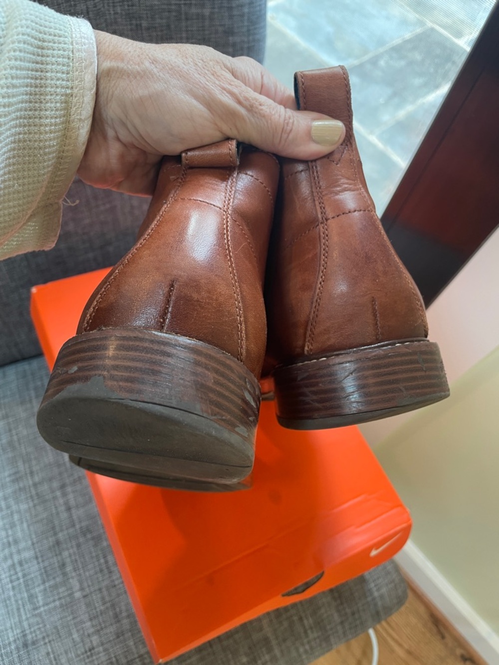 Hip and Cool Men’s Cole Haan Leather Ankle Boots. Size 10M - Picture 4 of 8